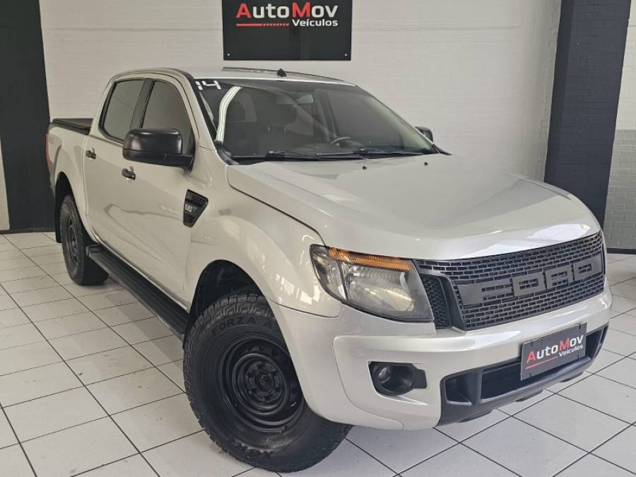 FORD - RANGER - 2014/2014 - Prata - R$ 96.900,00