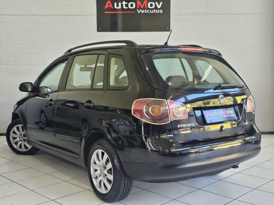 VOLKSWAGEN - SPACEFOX - 2009/2009 - Preta - R$ 31.900,00