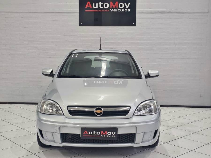 CHEVROLET - CORSA - 2011/2011 - Prata - R$ 33.900,00