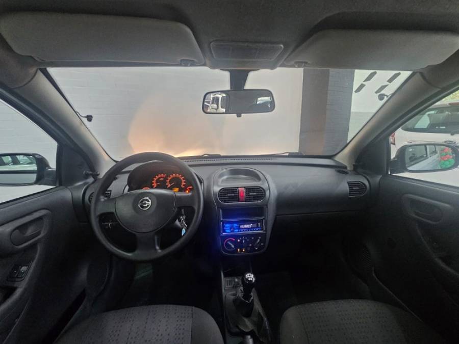 CHEVROLET - CORSA - 2011/2011 - Prata - R$ 33.900,00