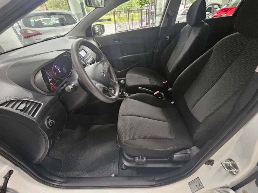 HYUNDAI - HB20 - 2017/2017 - Branca - R$ 51.900,00