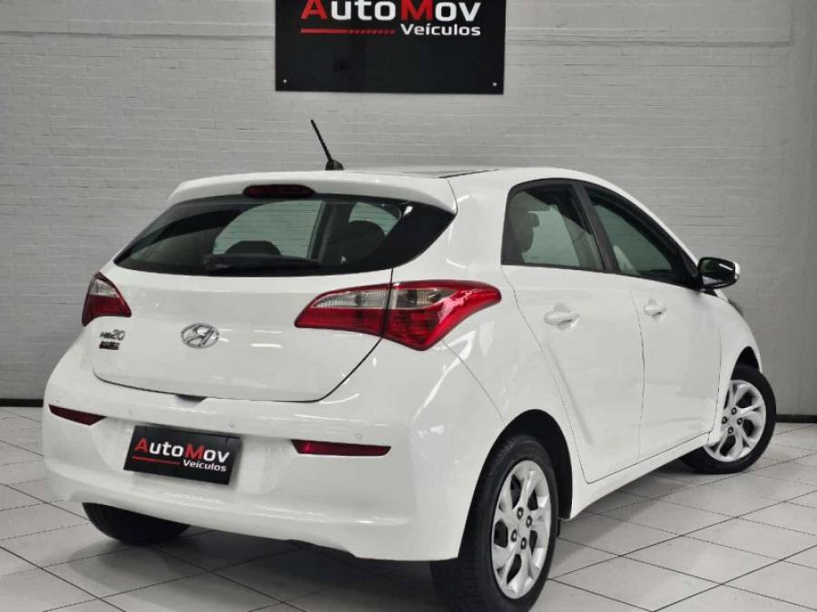 HYUNDAI - HB20 - 2017/2017 - Branca - R$ 51.900,00