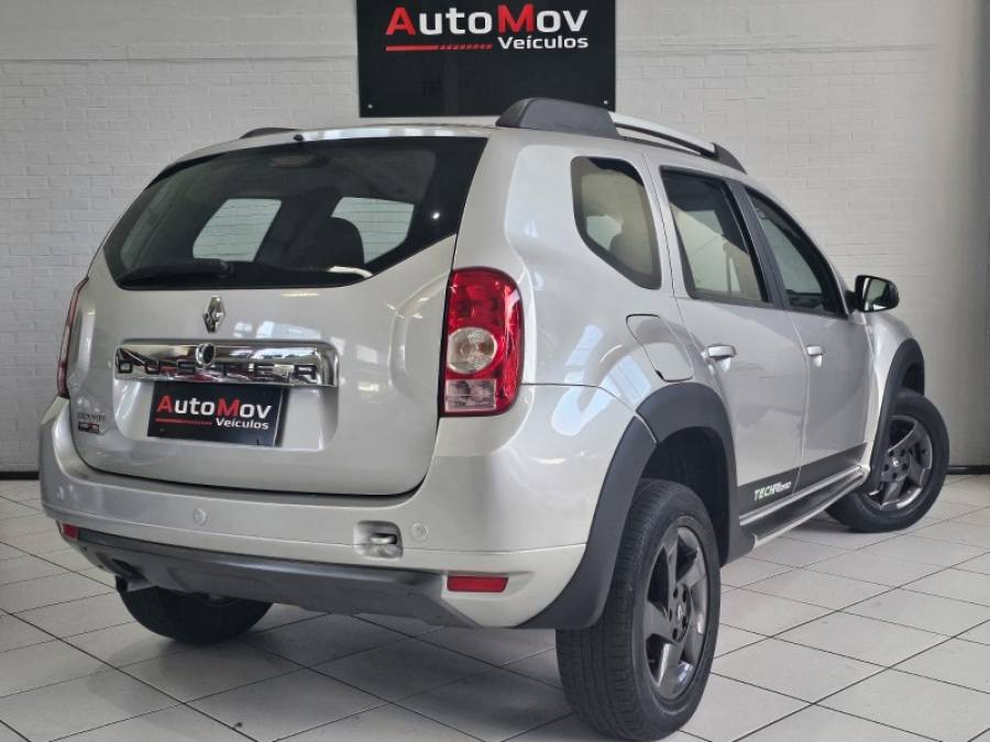 RENAULT - DUSTER - 2013/2013 - Prata - R$ 51.900,00