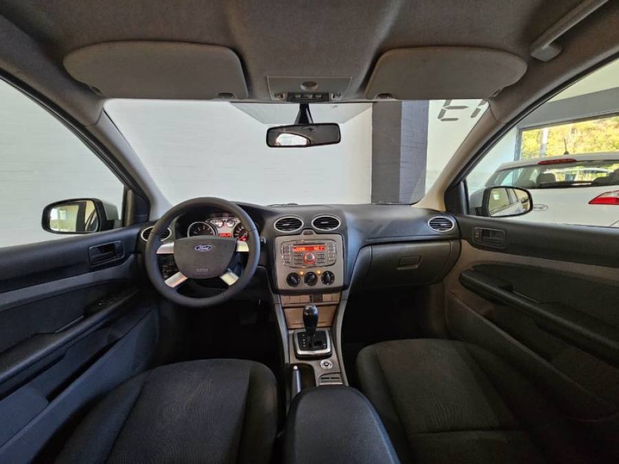 FORD - FOCUS - 2013/2013 - Prata - R$ 42.900,00