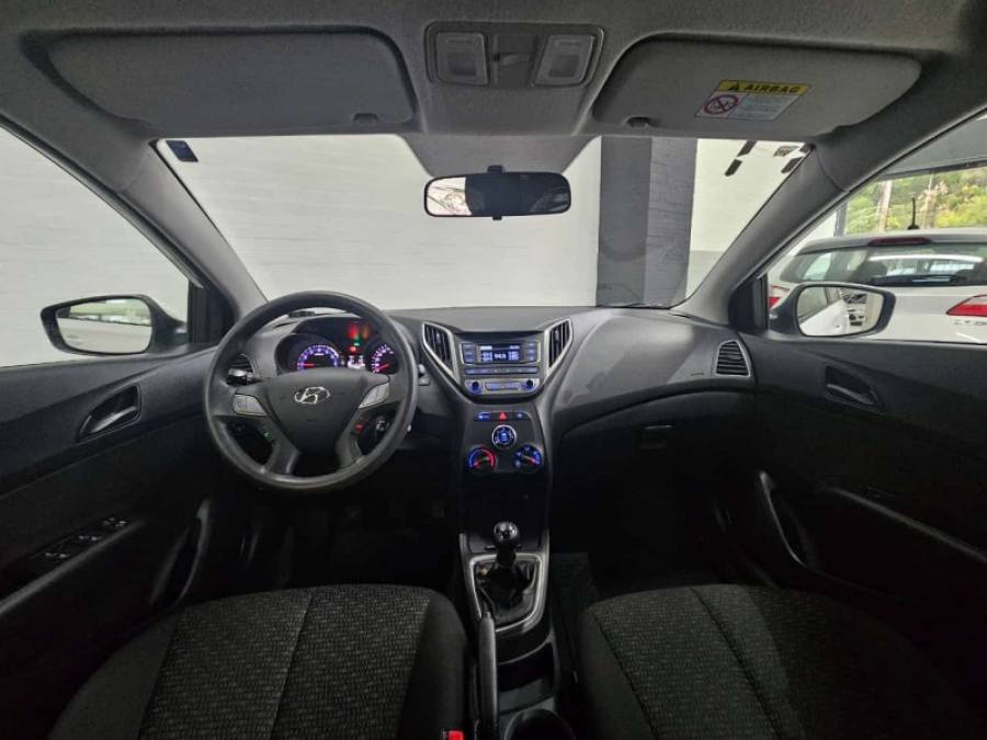 HYUNDAI - HB20 - 2017/2017 - Branca - R$ 51.900,00