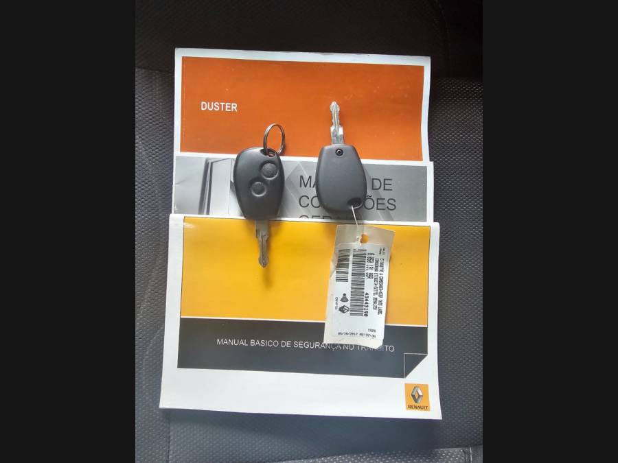 RENAULT - DUSTER - 2013/2013 - Prata - R$ 51.900,00