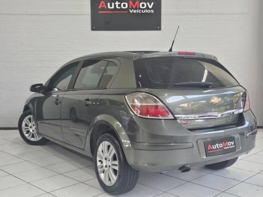 CHEVROLET - VECTRA - 2011/2011 - Verde - R$ 40.900,00