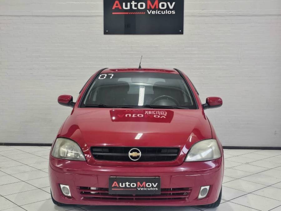 CHEVROLET - CORSA - 2007/2007 - Vermelha - R$ 23.900,00