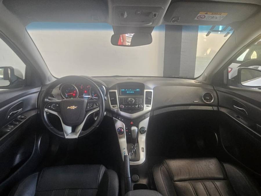 CHEVROLET - CRUZE - 2014/2014 - Branca - R$ 63.900,00