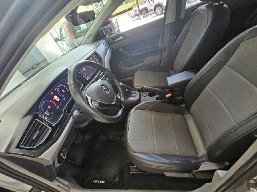 VOLKSWAGEN - VIRTUS - 2021/2022 - Cinza - R$ 91.900,00